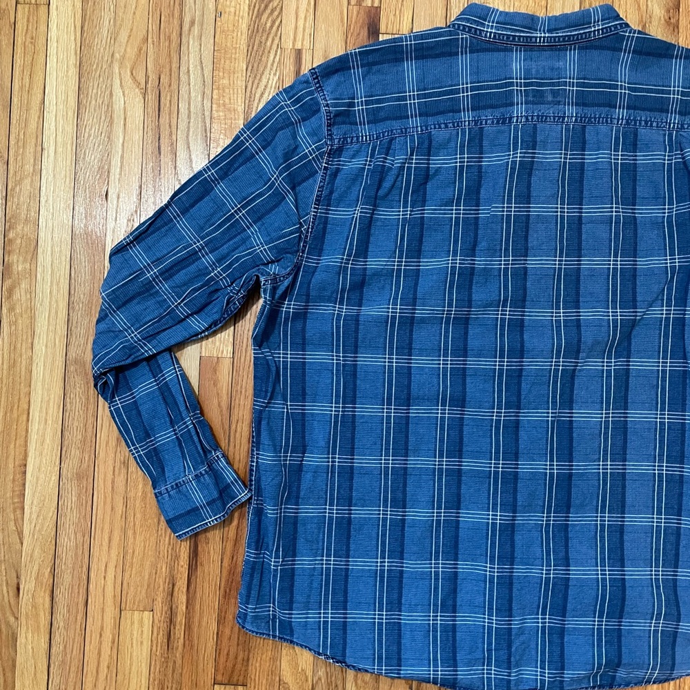 AMERICAN EAGLE Plaid Button-down - image 10
